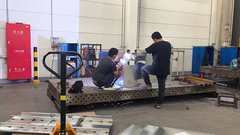 100001521Still002 100001521Still002